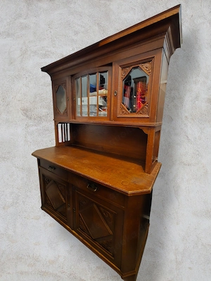Küchenschrank - Kredenz - Anrichte Schrank - Küchenbuffet - Buffet aus der Zeit Ende 1880 - 1910