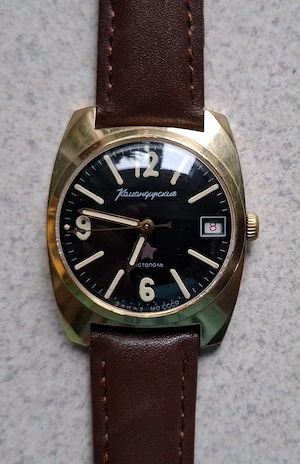Vergoldete Uhr  Vostok  UdSSR
