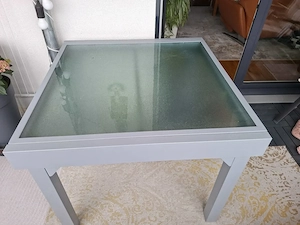 Tisch ausziehbar mit Glasplatte für Balkon und Garten