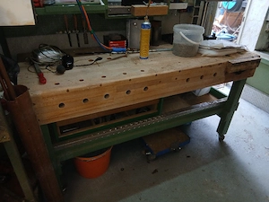 Massive Werkbank 