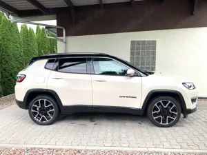 Jeep Compass 1.3 T-GDI Automatik Limited/ Navi/Sound/DAB/Leder