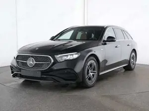Mercedes-Benz E 300 T de 4M AMG Pano+AirM+SKLIMA+FahrassisPlus