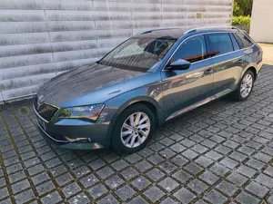 Skoda Superb Combi 2.0 TSI DSG Style