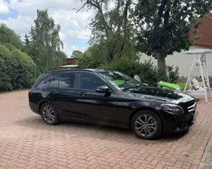 Mercedes-Benz C 200 d T 9G-TRONIC