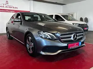 Mercedes-Benz E 200 Limousine Avantgarde //2.Hd/SHgpfl/LED/Navi