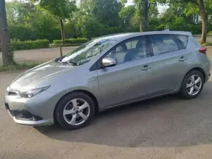 Toyota Auris Auris 1.8 VVT-i Hybrid Automatik Touring Sports Edition-S