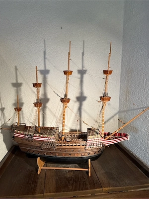 Adler von Lübeck Modellnachbau 1:90