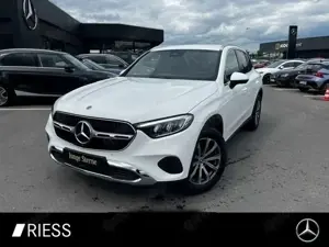 Mercedes-Benz GLC 200 4M Avantgarde Navi LED AHK Keyless 18"