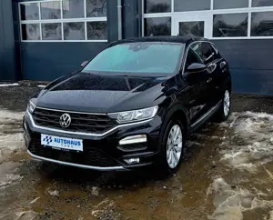 Volkswagen T-Roc 1,5 TSI Sport, Anhängerkupplung, Assist, PDC, Navi, MuFu