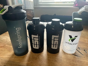 Verschiedene Shaker 