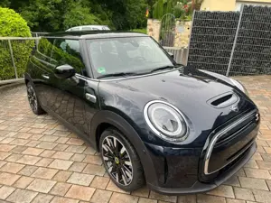 MINI Cooper SE Pano HUD Navi LED KAM H/K 1.Hd 17''