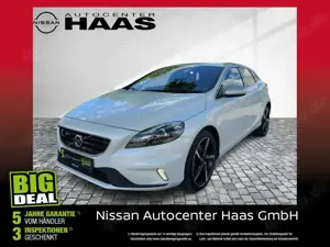 Volvo V40 D3 R-design Automatik*Navi*Winterpaket*