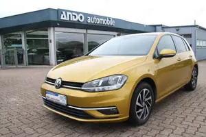 Volkswagen Golf VII 1.0 Lim. Join Klimaauto./SHZ/PDC/Kamera