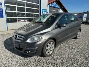 Mercedes-Benz B 180 B 180 KLIMA SITZHEIZUNG ( KUPPLUNG SCHLECHT )
