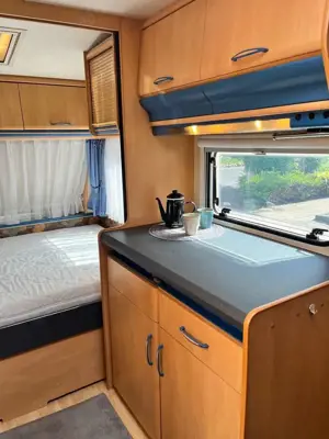 Caravans-Wohnm Hobby De Luxe 450