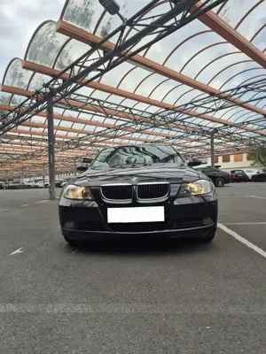 BMW 318 318i