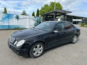 Mercedes-Benz E 220 E Limousine E 220 CDI / EURO-4 / TÜV-AU 07.27