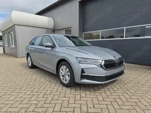Skoda Octavia Combi 1.5 TSI 150PS m-HEV DSG Selection AHK Klimaa