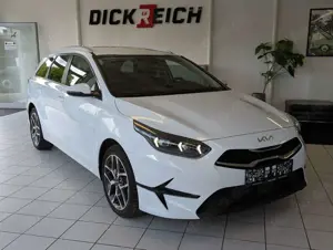 Kia Ceed / cee'd 1.5 DCT SW Ultimate LED JBL 7J-Ga