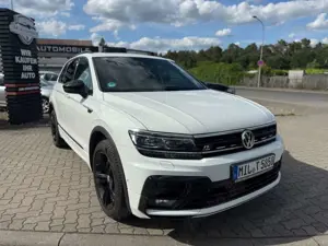 Volkswagen Tiguan R-Line 4Motion PANO-ACC-VIRTUAL-STANDHZG