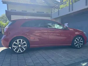 Mercedes-Benz A 200 A 200 BlueEfficiency (176.043)