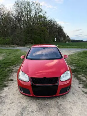 Volkswagen Golf GTI 5 2.0