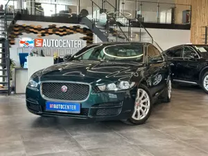 Jaguar XE Pure *LED*Keyless*2-Zonen*Tempo*Navi*