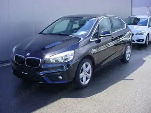 BMW 220 *PDC*CD*Navi*AHK*