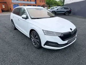 Skoda Octavia Combi First Edition iV Kamera/LED / Voll