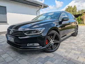 Volkswagen Passat Variant Passat Var*Highline*NAVI*AHZV*LED*Camera*19"AID*