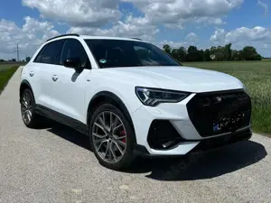 Audi Q3 Q3 40 TFSI quattro S tronic S line