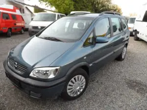 Opel Zafira 1.8 16V Elegance