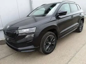 Skoda Karoq 1.5TSI DSG Sportline AHK Matrix ACC Navi