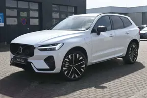 Volvo XC60 T8 RC AWD Ultra Dark**360*LUFT*BW*FACELIFT