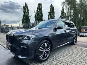 BMW X7 M M50 i,88.000 KM, 7.SITZER,MASSAGE,SITZBELÜFTUNG,HARMAN/KARDON,KAMERA,BMW SCHECKHEFT,LASER,A