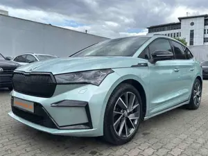 Skoda Enyaq 80 Sportline ACC AHK WÄRMEPUMPE e-SITZ KAM