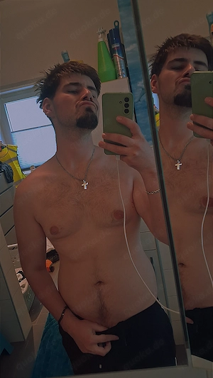 M21 sucht schöne Ablenkung. 