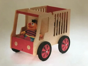 Holzwagen von Dusyma 