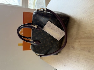 Louis Vuitton Speedy Soft M28379