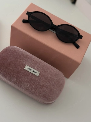  Miu Miu Sonnenbrille
