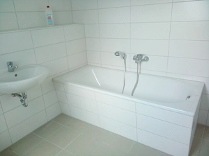 schöne 1Zi.-Wohnung mit offener Küche, Wanne.... Bild 8