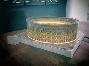 Colosseum in Rom, Modell