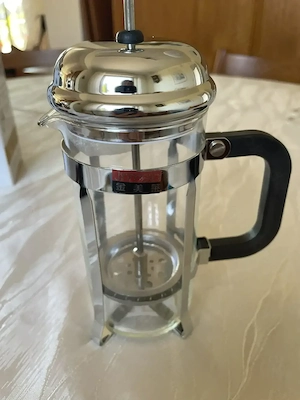 Kaffee- und Tee Zubereiter im Originalkarton neu und unbenutzt