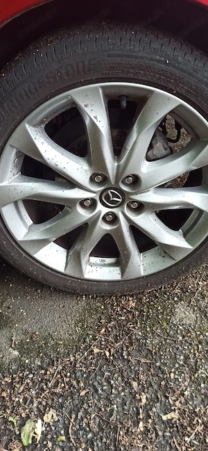4 Alufelgen für Mazda 3. Einbisschen kurz gebraucht. Für alle zusam en nur 260 eu.