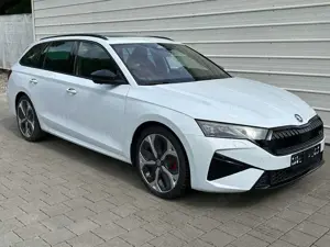 Skoda Octavia Combi RS Kombi 2.0 TSI DSG 265 PS AHK*Panorama*...