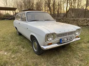 Ford Escort Hundeknochen Kombi