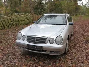 Mercedes-Benz E 220 E-Klasse T CDI Classic