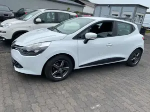 Renault Clio Clio 1.2 16V 75 Dynamique Klima Navi Tüv 04-28