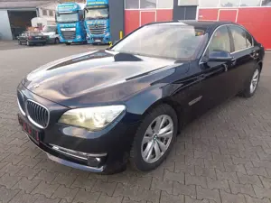BMW 740 740i