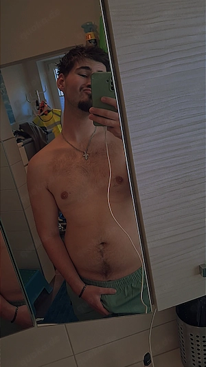 M21 sucht geilen Typen. 
